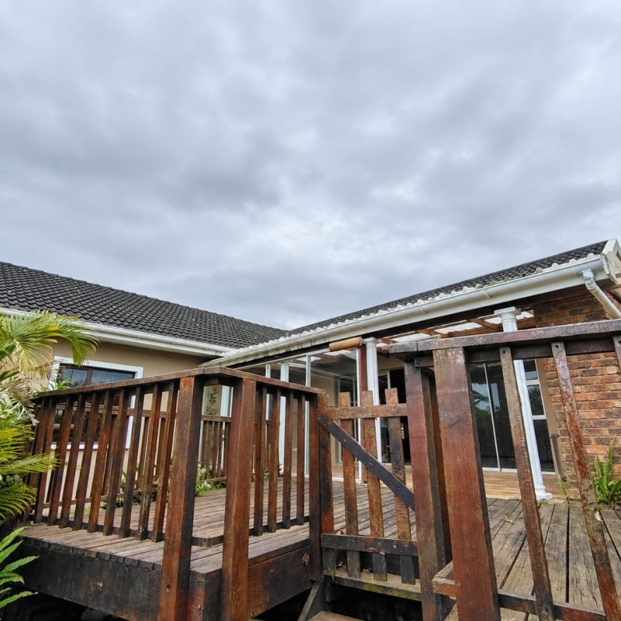 4 Bedroom Property for Sale in Gonubie Eastern Cape